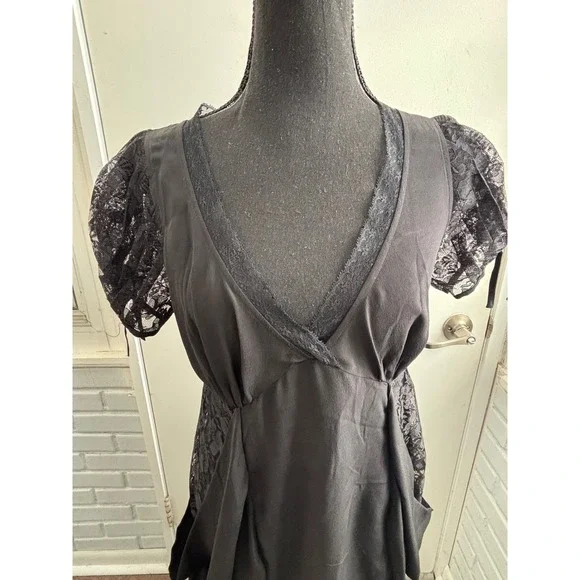 ALLSAINTS‎ Spitalfields 100% Silk Lace Tulip Hem Dress 6 Y2K grunge boho rock - Picture 2 of 9